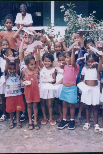 Crianas Com Tia Dina 2