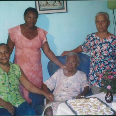 Tia Dina Aniversario 2 3