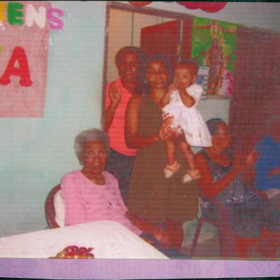 Tia Dina Aniversario 3 2