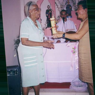 Tia Dina Aniversario 4