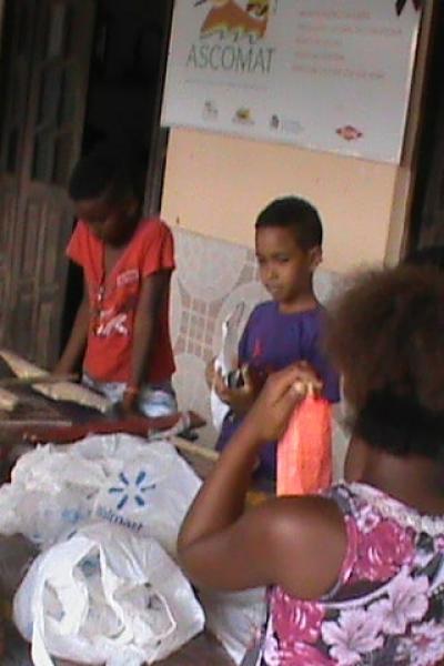 2015 Construo De Canoas E Bonecos De Pano 6